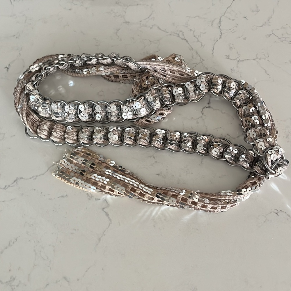 Absolutely Adorable Silver Sequin Adjustable Belt - Picture 4 of 7